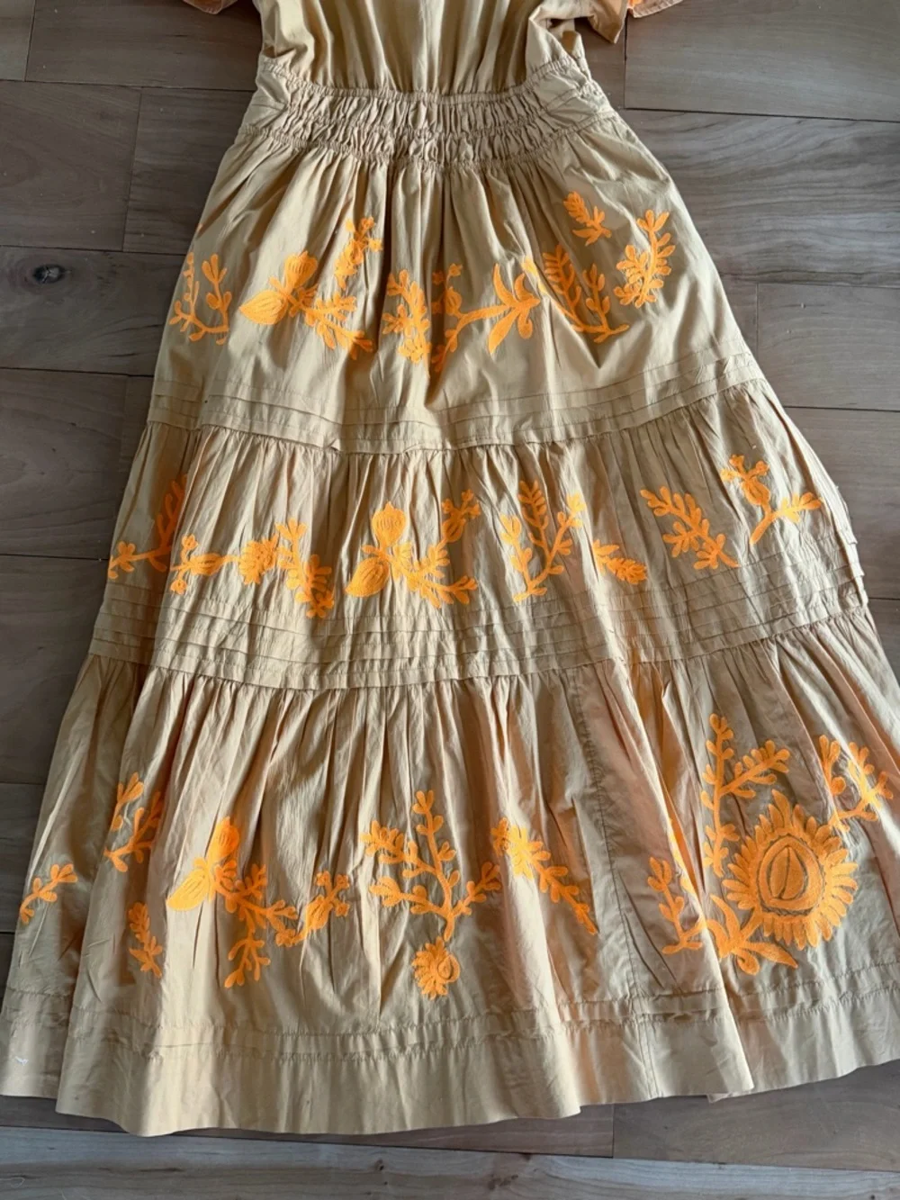 Anthropologie Women's Somerset Pleated Orange Embroidered Floral Maxi Dress XSP - Picture 10 of 16